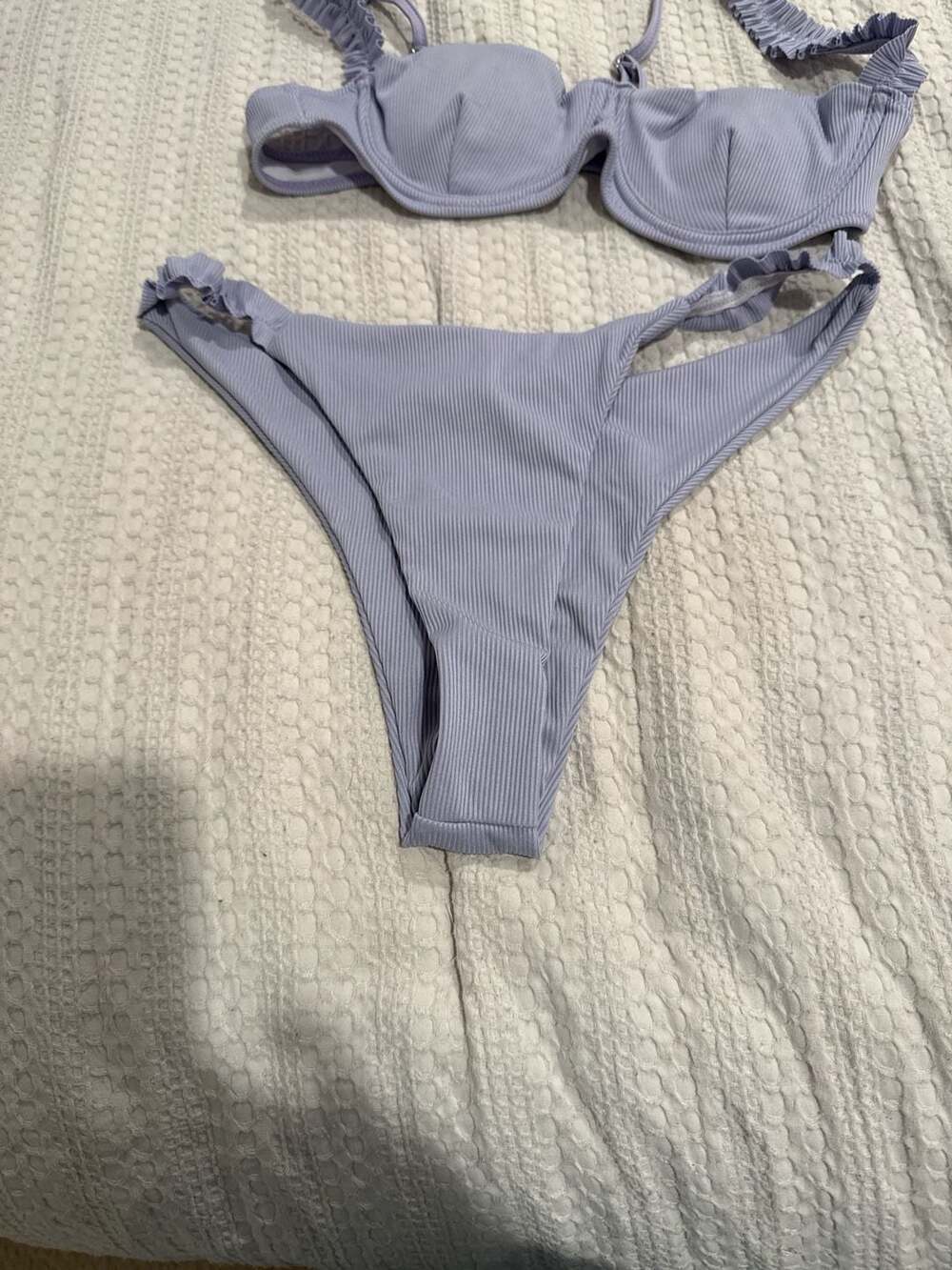 Zaful Lavender Ribbed Ruffle Underwire Bikini Set - Picture 2 of 5